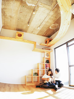 PB257025o_TP_V.jpg